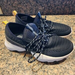 Ladies Sorel Kinetic Impact Athletic Shoes, Size 7